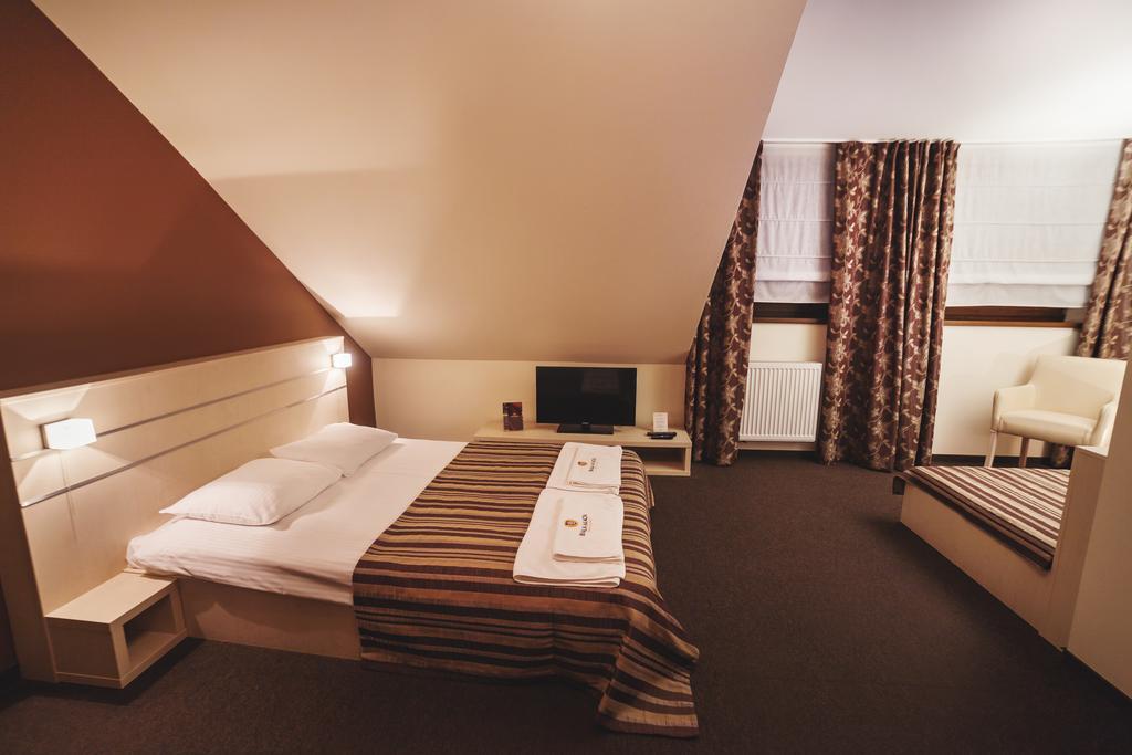 Biała Akacja Resort&Business Prudnik Zimmer foto