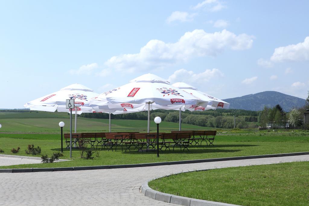 Biała Akacja Resort&Business Prudnik Exterior foto